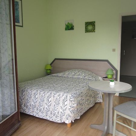 Hotel Cafe Du Palais Thonon-les-Bains Szoba fotó
